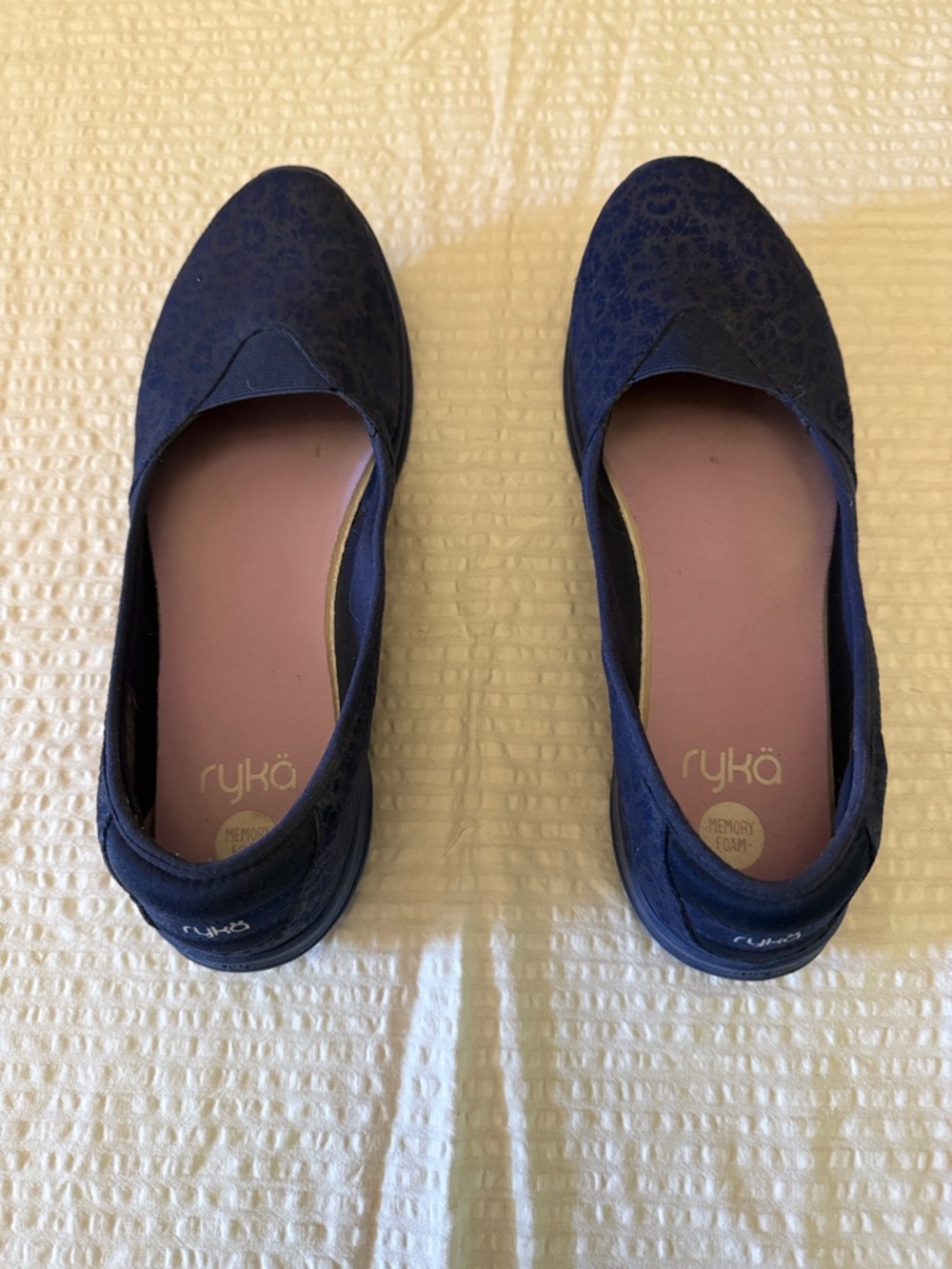 Ryka Navy floral-Patterned Slip-On Flats for Women Size 11